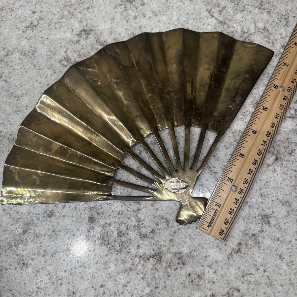 Vintage Fan Soild Brass Oriental Phoenix Dragon Decor Patina 7" Taiwan - Picture 3 of 4